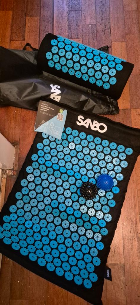 Acupressuur mat met nekkussen en ballen SANBO care, Ophalen of Verzenden, Zo goed als nieuw, Overige typen