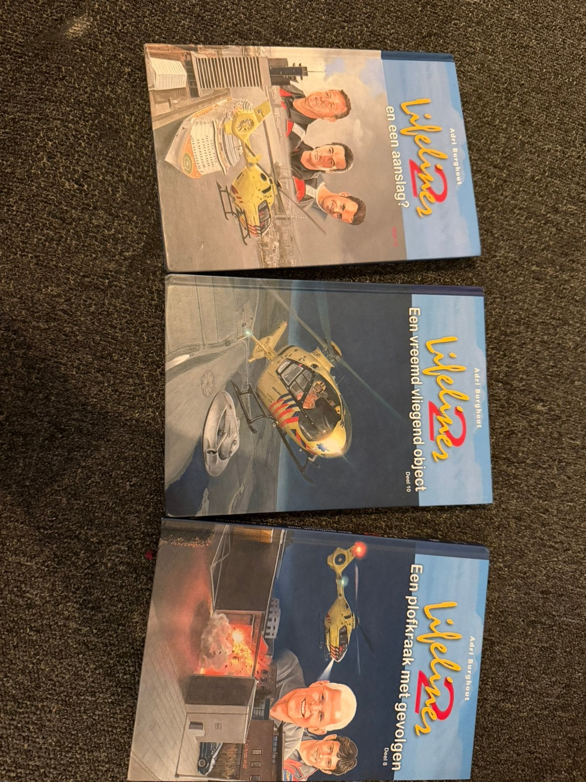 Lifeliner 2 boeken, Boeken, Ophalen of Verzenden, Zo goed als nieuw
