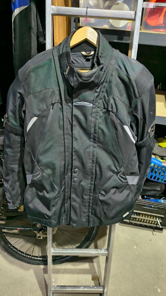 Macna motorjas textiel maat L, Motoren, Kleding | Motorkleding, Jas | textiel, Heren, Ophalen of Verzenden, Tweedehands