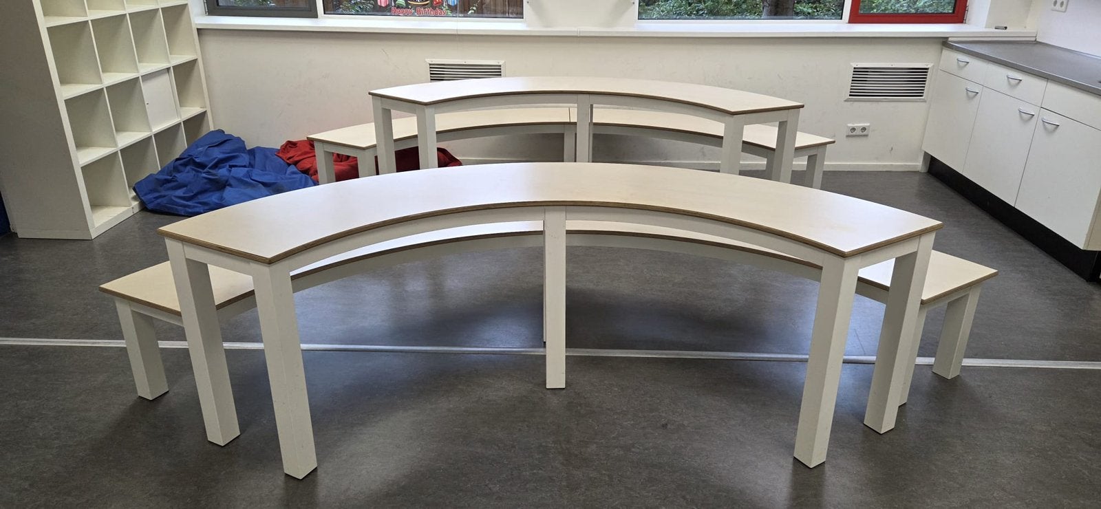 School, Instructie tafel, gebogen, Gebruikt, 100 tot 150 cm, Rond, Vijf personen of meer