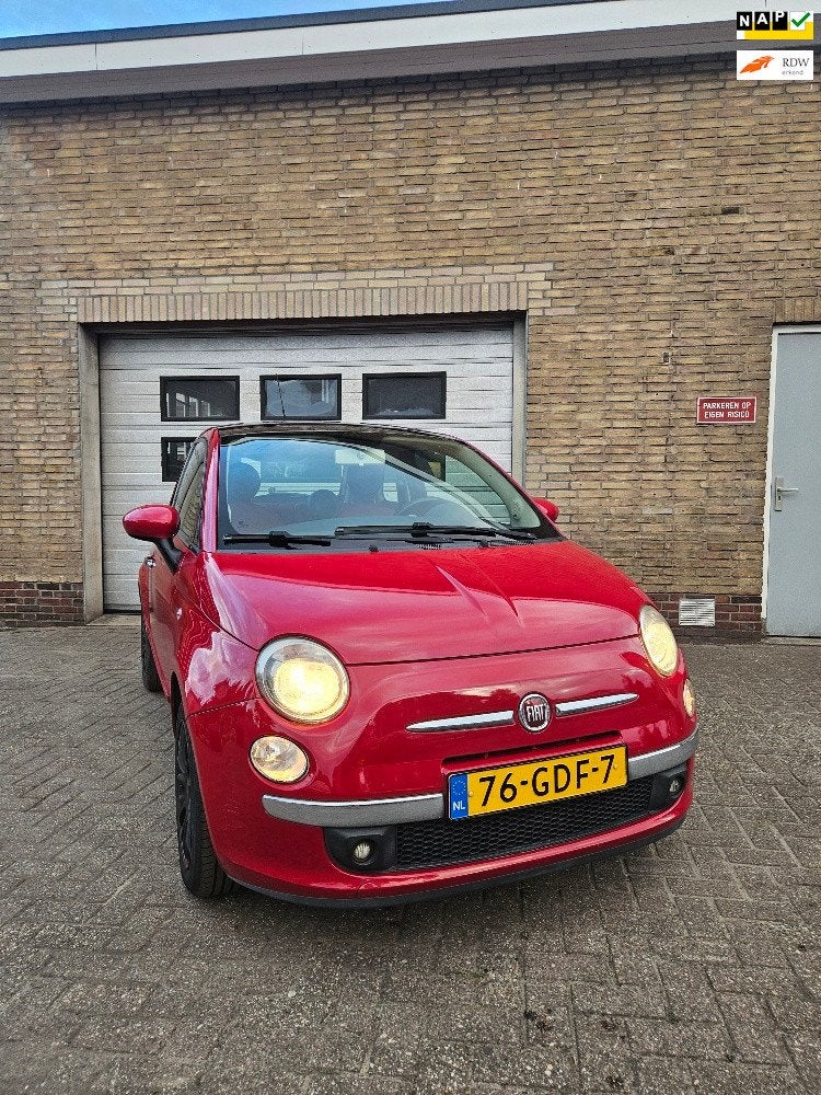 Fiat 500 1.4-16V Lounge, Auto's, Voorwielaandrijving, 101 pk, Gebruikt, 31 €/maand