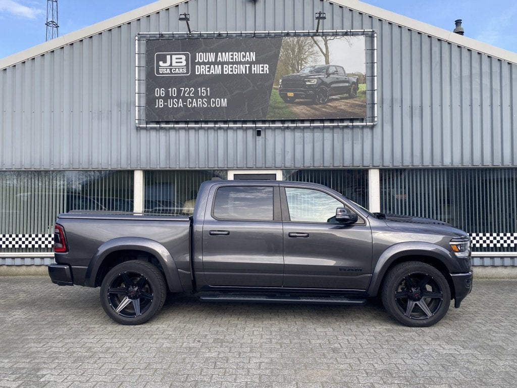 Dodge Ram Wide Body 5.7 V8 360 Camera 22 INCH, Automaat, Gebruikt, 5654 cc, 402 pk