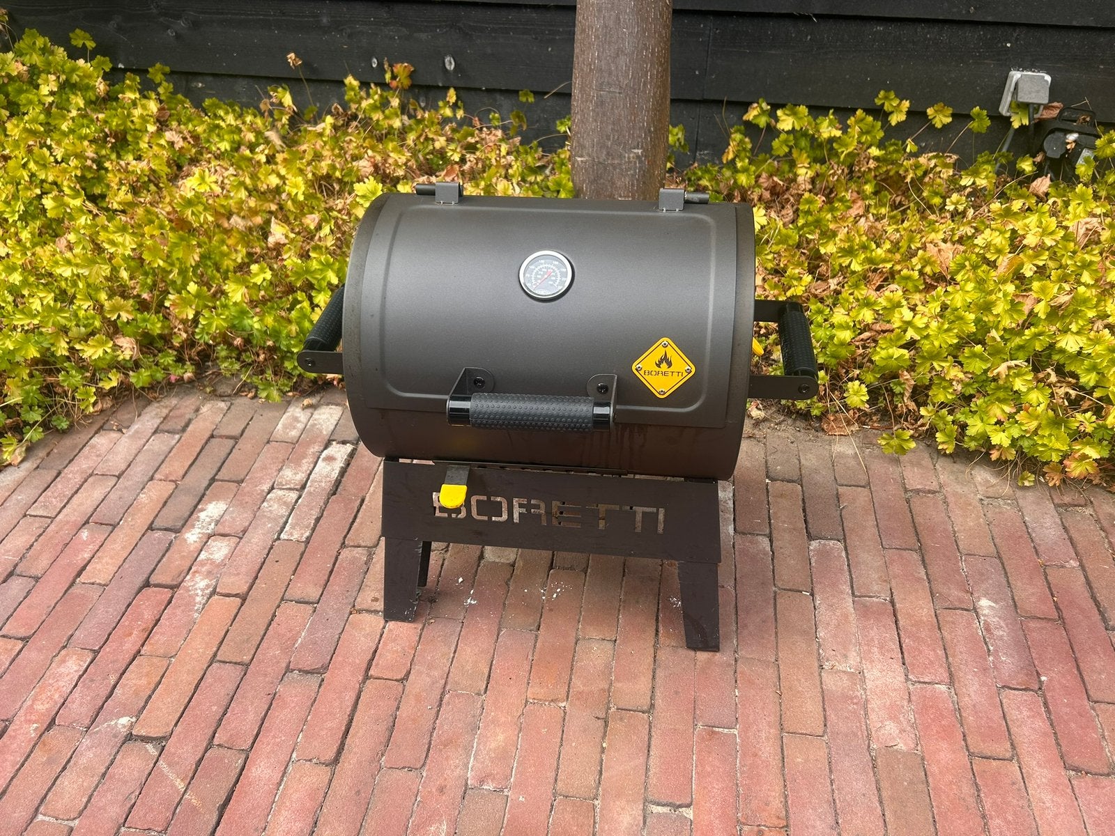 Boretti Barbecue met hoes - fantastische bbq!, Tuin en Terras, Ophalen, Zo goed als nieuw