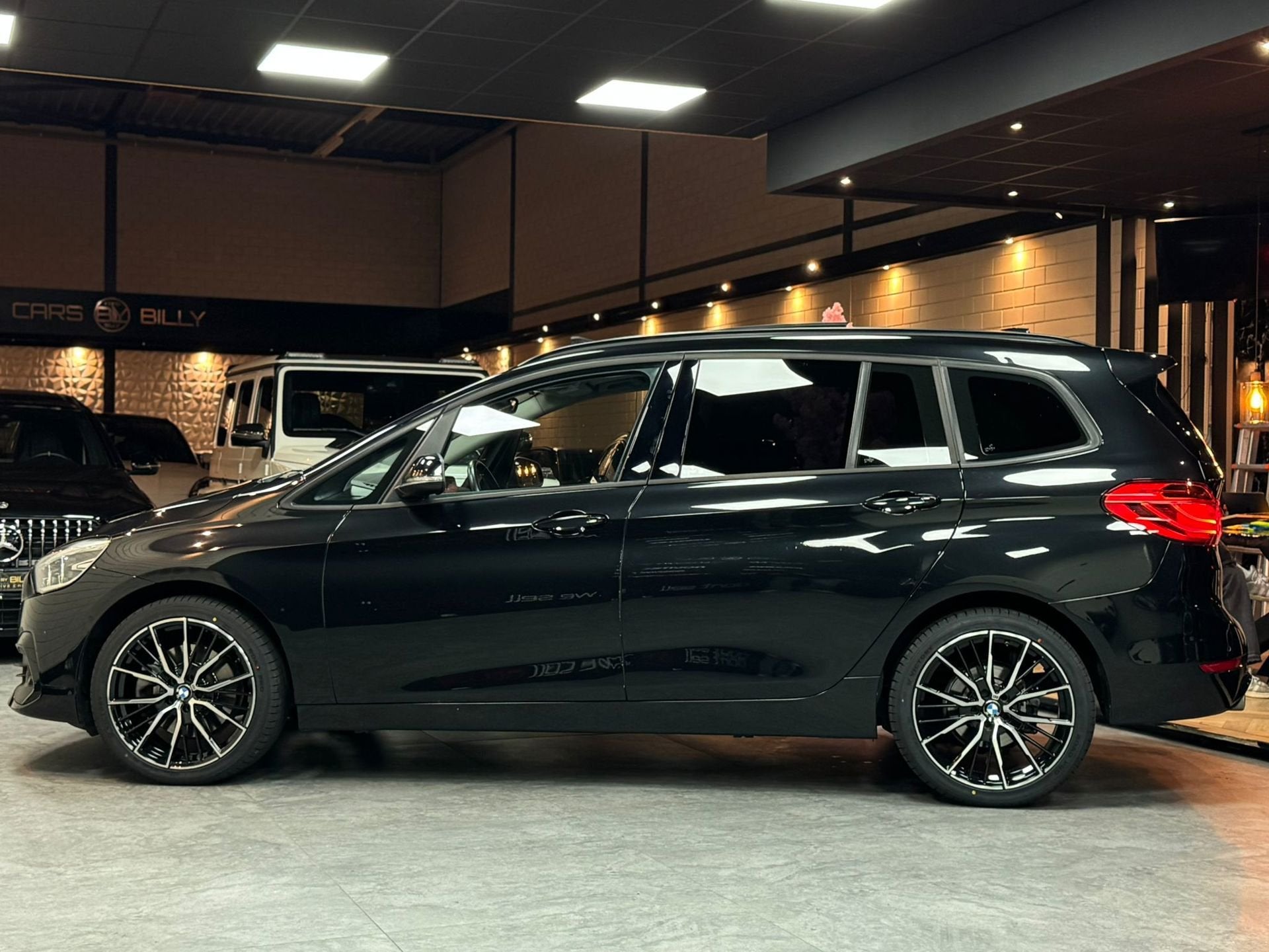 BMW 2-serie Gran Tourer 220i 7p. High Executive|CRUISE|AUTO|, 1998 cc, Gebruikt, 2-Serie Gran Tourer, Zwart