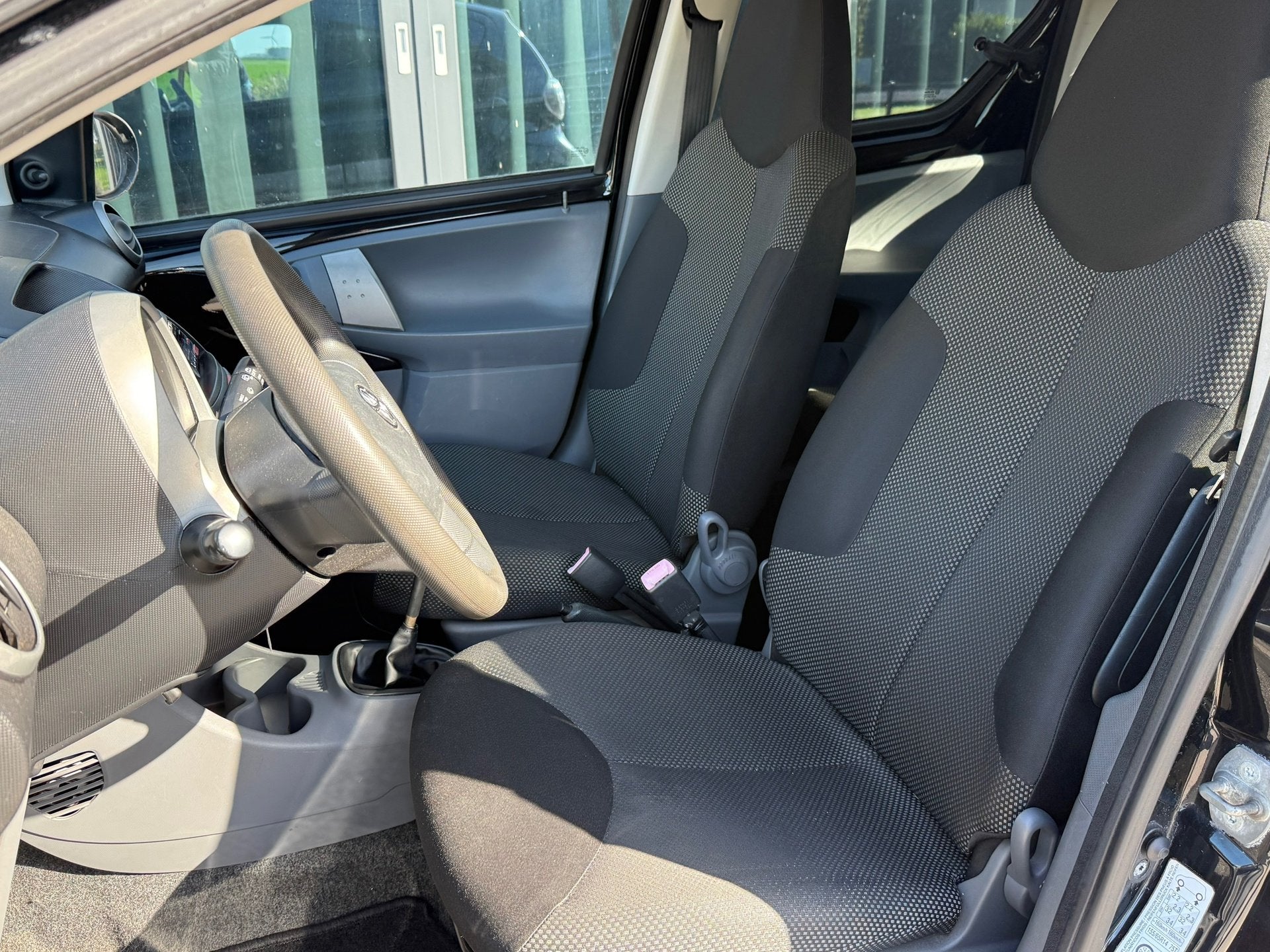 Foto 14 van Toyota Aygo 5 Deurs 165134 KM 1.0-12V