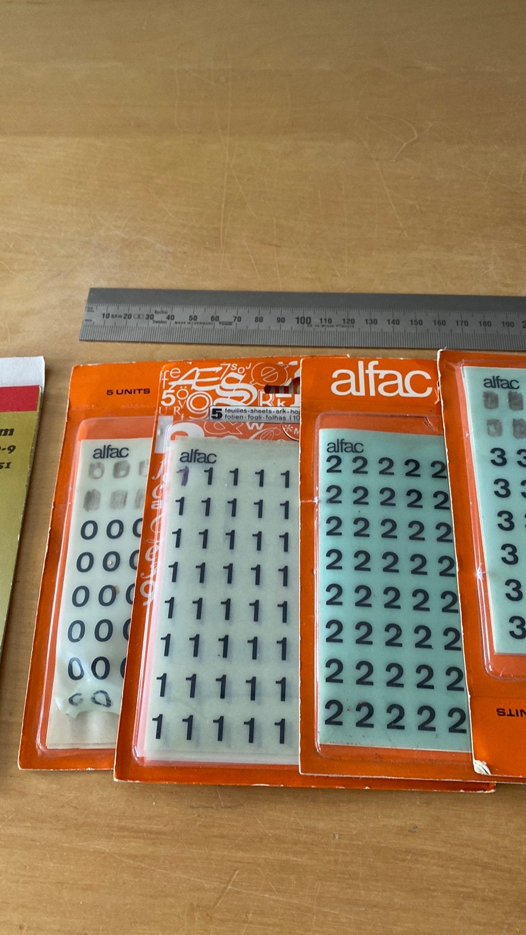 Alfac wrijfletters 0 tm 9 - 5 units, Ophalen of Verzenden, Zo goed als nieuw