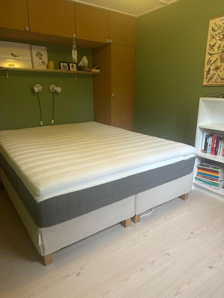tweepersoons ikea bed espavar met topmatras 160x200, Ophalen, Beige, Tweepersoons, Zo goed als nieuw
