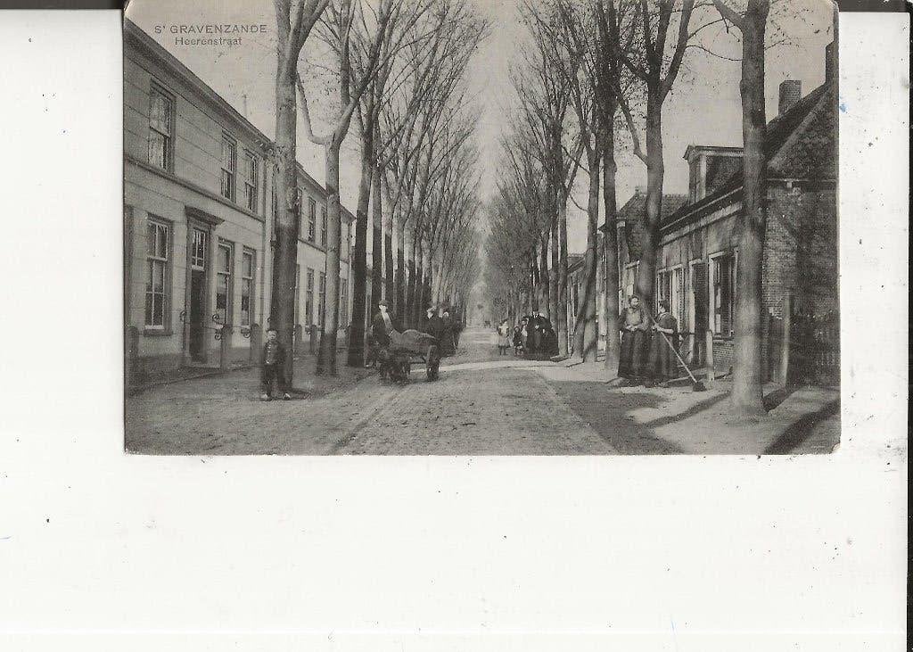 s Gravenzande Heerenstraat met bomenrij, Ophalen of Verzenden, Voor 1920, Ongelopen, Zuid-Holland