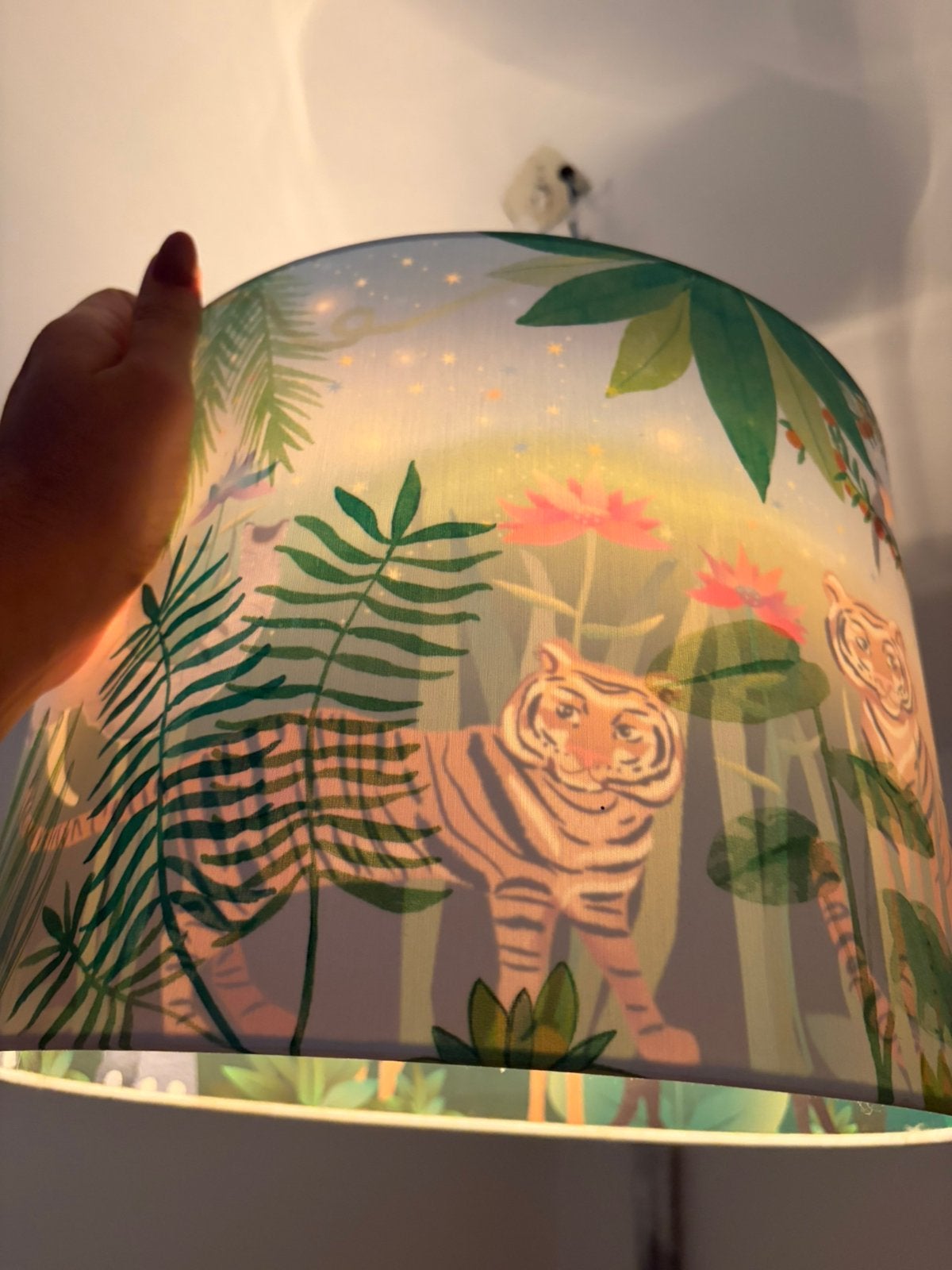 Wonder lampenkap hartendief jungle lamp, Huis en Inrichting, Lampen | Lampenkappen, Meerkleurig, Rond, Zo goed als nieuw, Ophalen