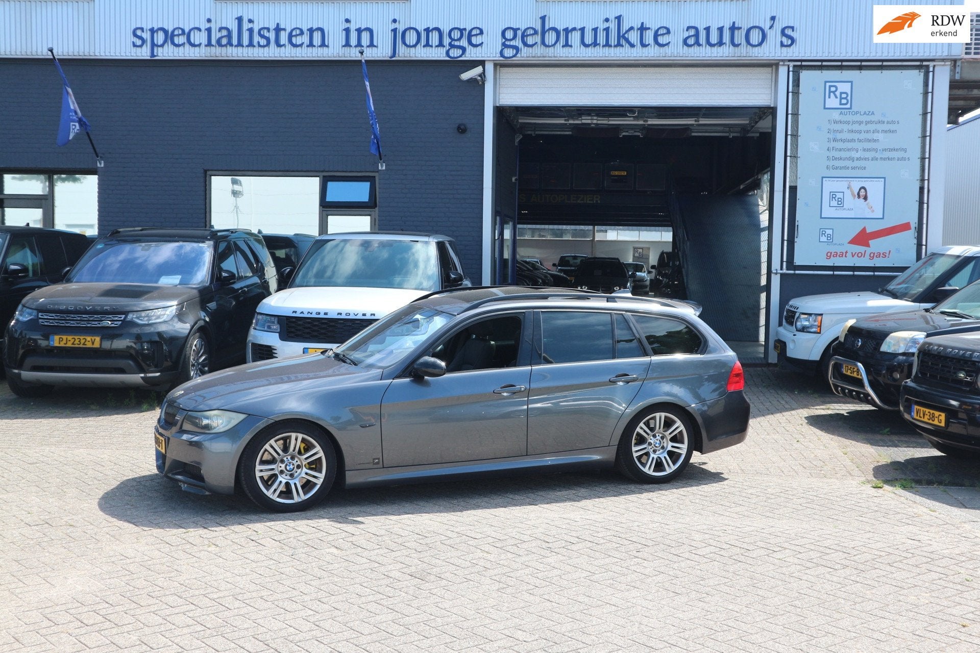 BMW 3-serie Touring 335 XI + M-PAKKET / FULL SERVICE / PANO, Automaat, Vierwielaandrijving, 1705 kg, 6 cilinders
