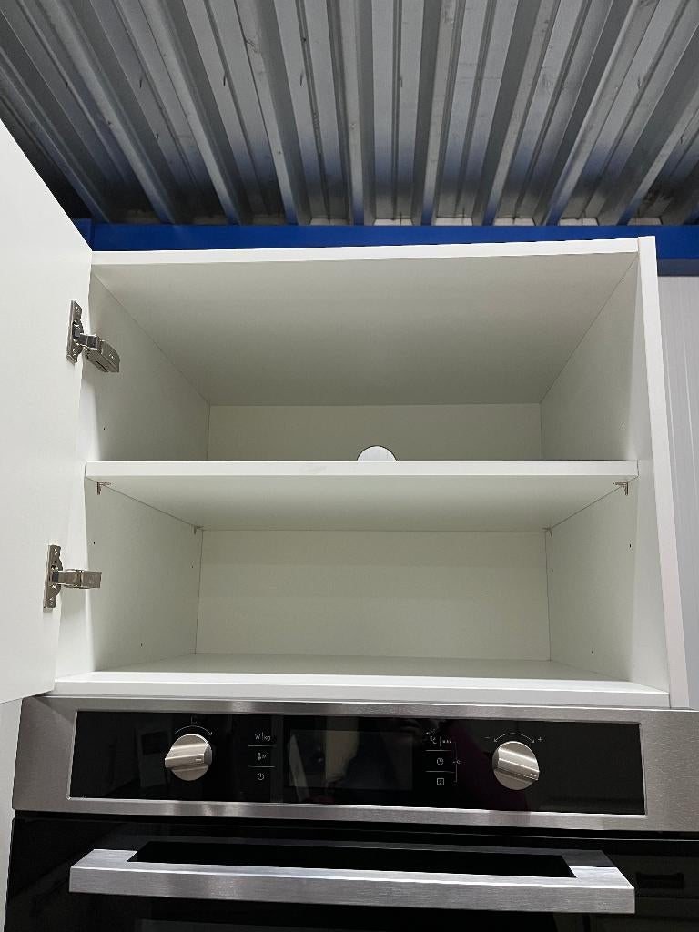 Keuken Compleet met APP 120Keukens op voorraad Nr. 2923, Ophalen of Verzenden, Zo goed als nieuw, Hoekkeuken, Met kookeiland