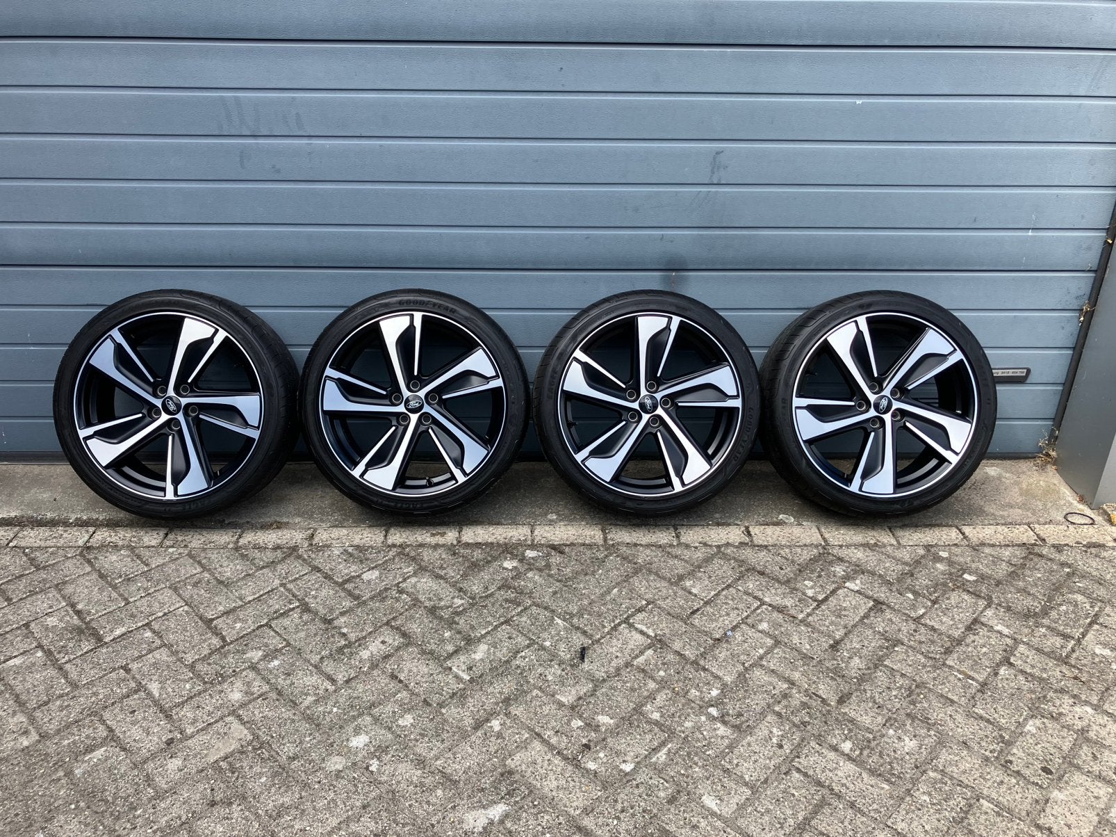 Ford Puma velgen wielen 19 inch nieuwstaat!, Gebruikt, Banden en Velgen, Personenwagen, Ophalen