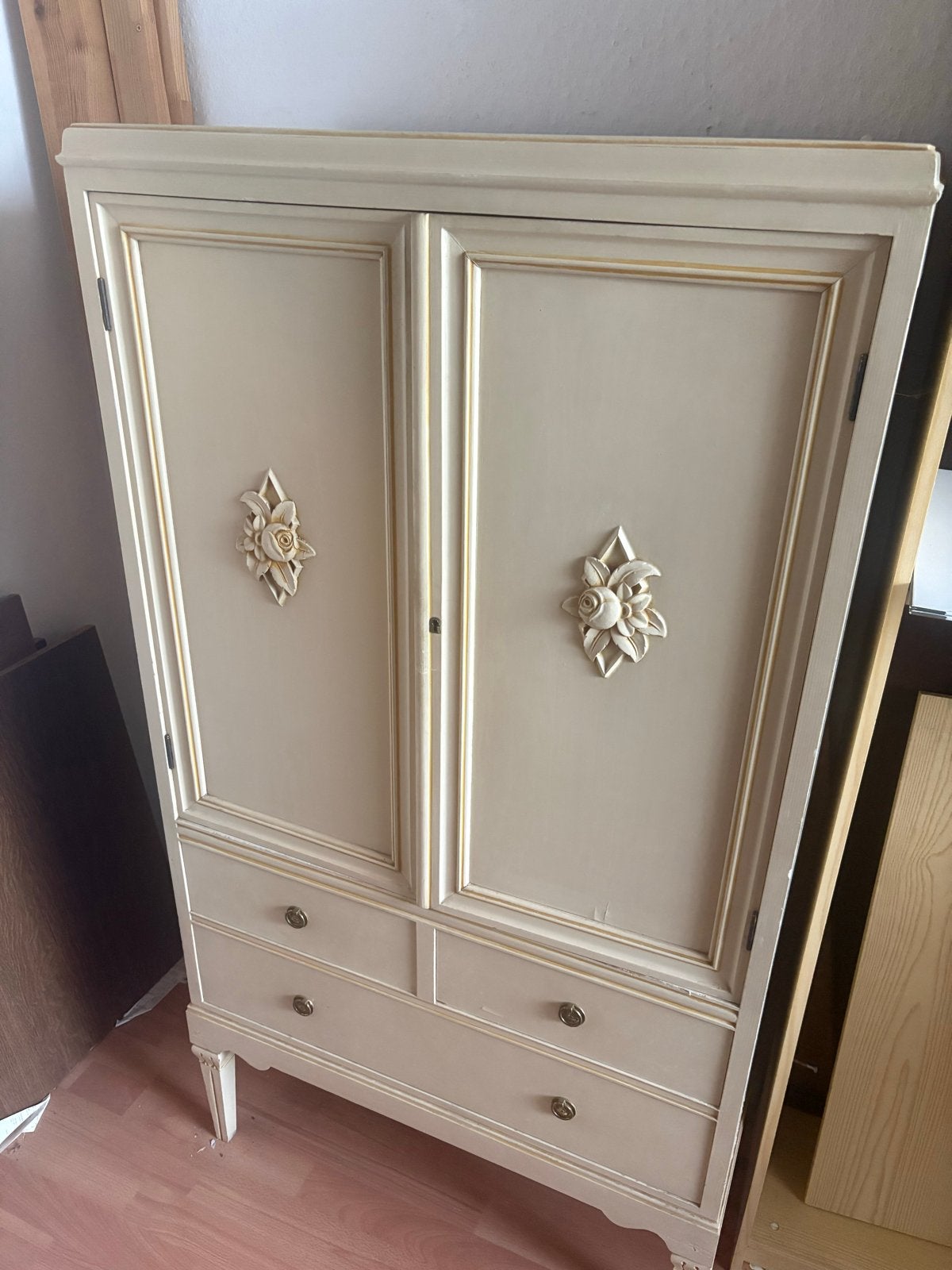 Brocante Meidenkast Wit met 3 Lades en 2 Deurtjes, Antiek en Kunst, Ophalen