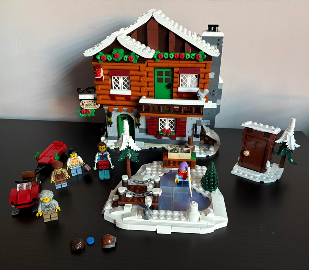 LEGO Icons 10325 Alpine Lodge Winter Village Collection, Gebruikt, Lego, Compleet, Ophalen of Verzenden