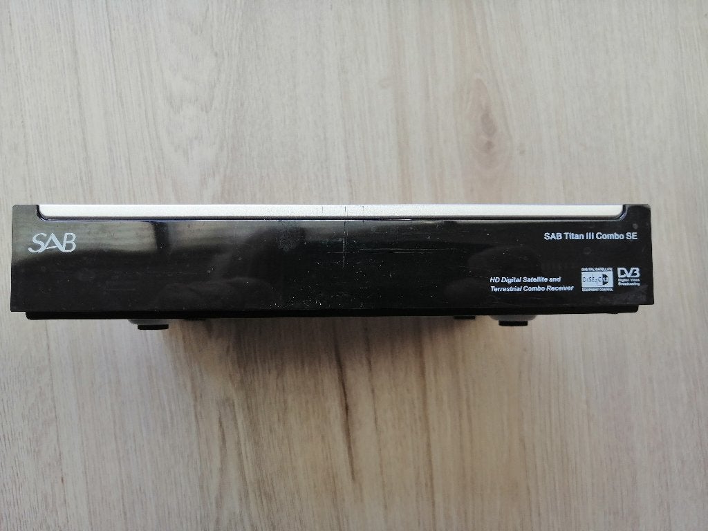 Sab Titan 3 Combo SE, Ophalen of Verzenden, Zo goed als nieuw, (Schotel)antenne, Overige merken