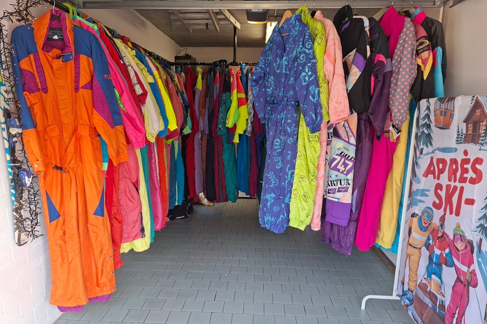 vintage retro en foute skipakken, Ophalen of Verzenden, Nieuw, Carnaval