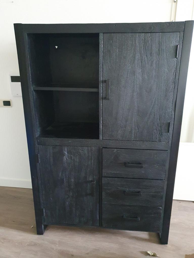 Mooie zwarte mangohout kabinetkast/ buffetkast, Huis en Inrichting, Onbekend, Ophalen of Verzenden, Zo goed als nieuw, Onbekend
