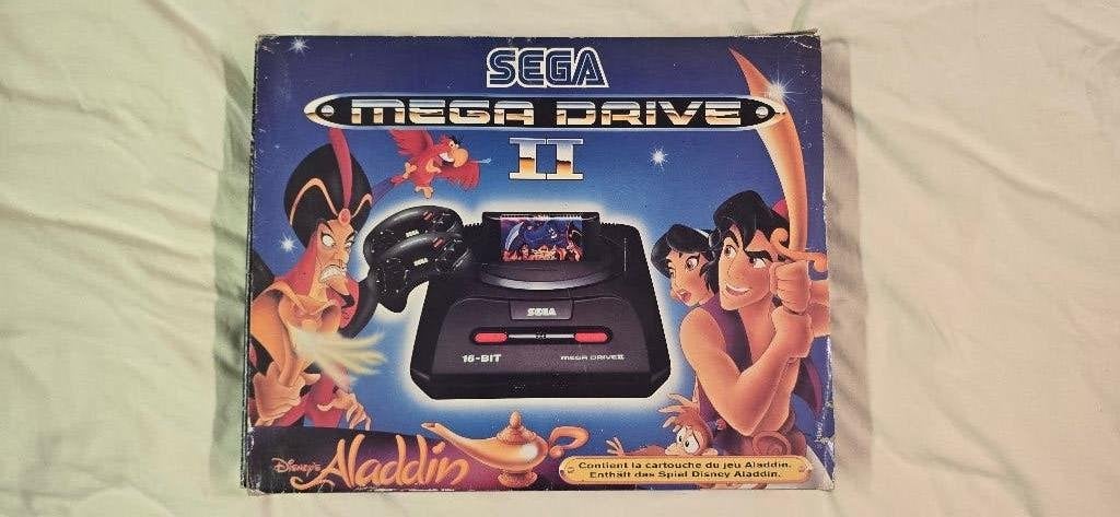 Sega Megadrive II - Aladdin Boxset, Spelcomputers en Games, Ophalen, Mega Drive, Met 2 controllers, Gebruikt