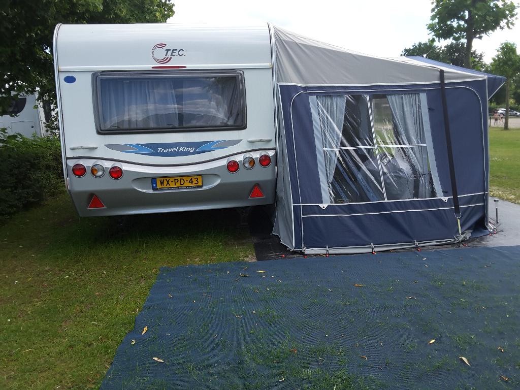 Tec 460 tdf van 2007, Caravans en Kamperen, Caravans, T.E.C., Rondzit, Frans bed, Particulier