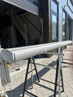 Semi Cassete scherm (Knikarm), Ophalen, Gebruikt, Elektrisch, 150 tot 300 cm