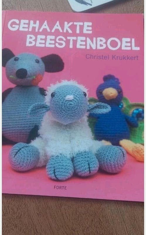 2 HAAKPATROON BOEKJES 2X BEESTJES HAKEN, Ophalen of Verzenden, Gebruikt, Haken, Patroon of Boek