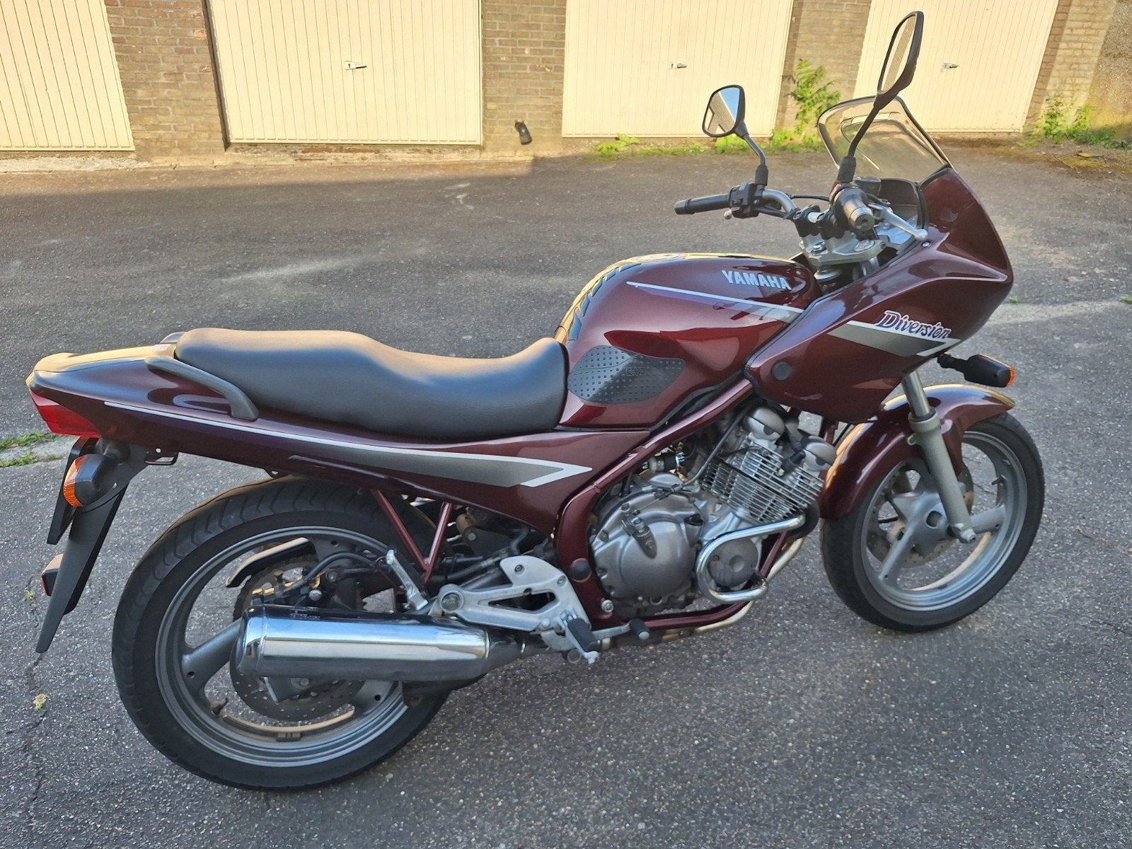 Yamaha Diversion XJ600S - Ideale beginnersmotor, Motoren, Motoren | Yamaha, Particulier