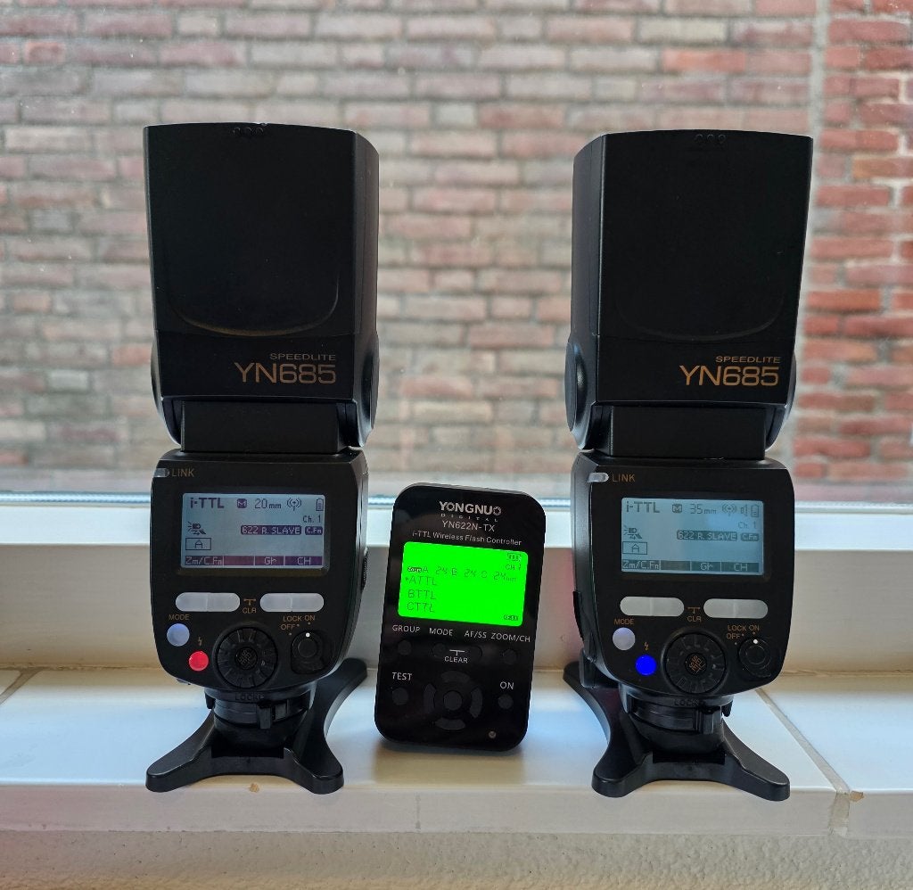 Yongnuo YN-685 TTL X2 en YN-622N-TX i-TTL Trigger Nikon, Nikon, Yongnuo, Externe flitser, Ophalen of Verzenden