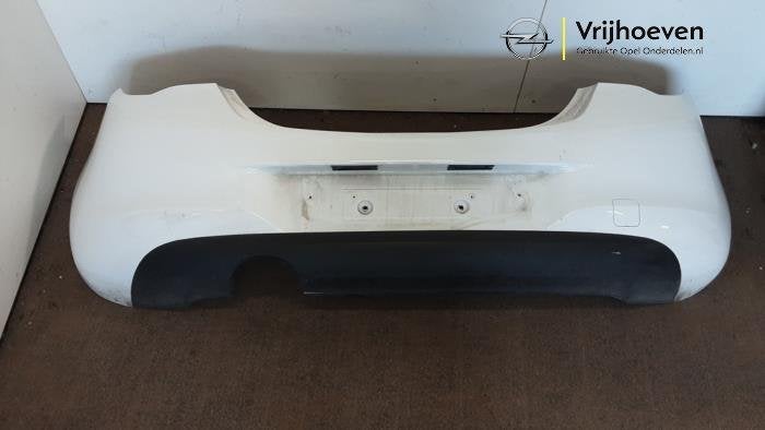 Achterbumper van een Opel Corsa (Corsa E 15-) (Z40R), Gebruikt, -, -, Opel