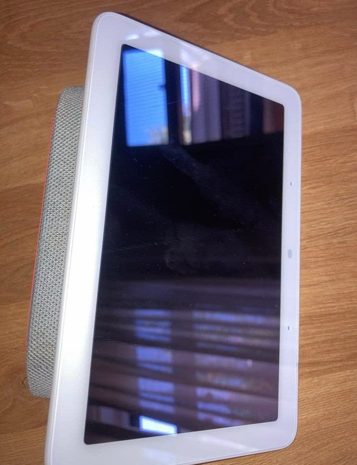 Google Nest Hub  - Smart Display, Ophalen of Verzenden, Zo goed als nieuw, 7 inch of minder, Wi-Fi