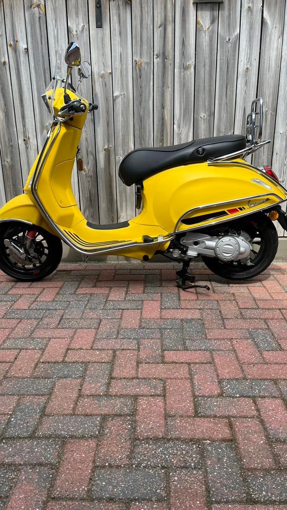 Vespa Sprint  45km, Fietsen en Brommers, Scooters | Vespa, Ophalen, Zo goed als nieuw, Benzine, Overige modellen