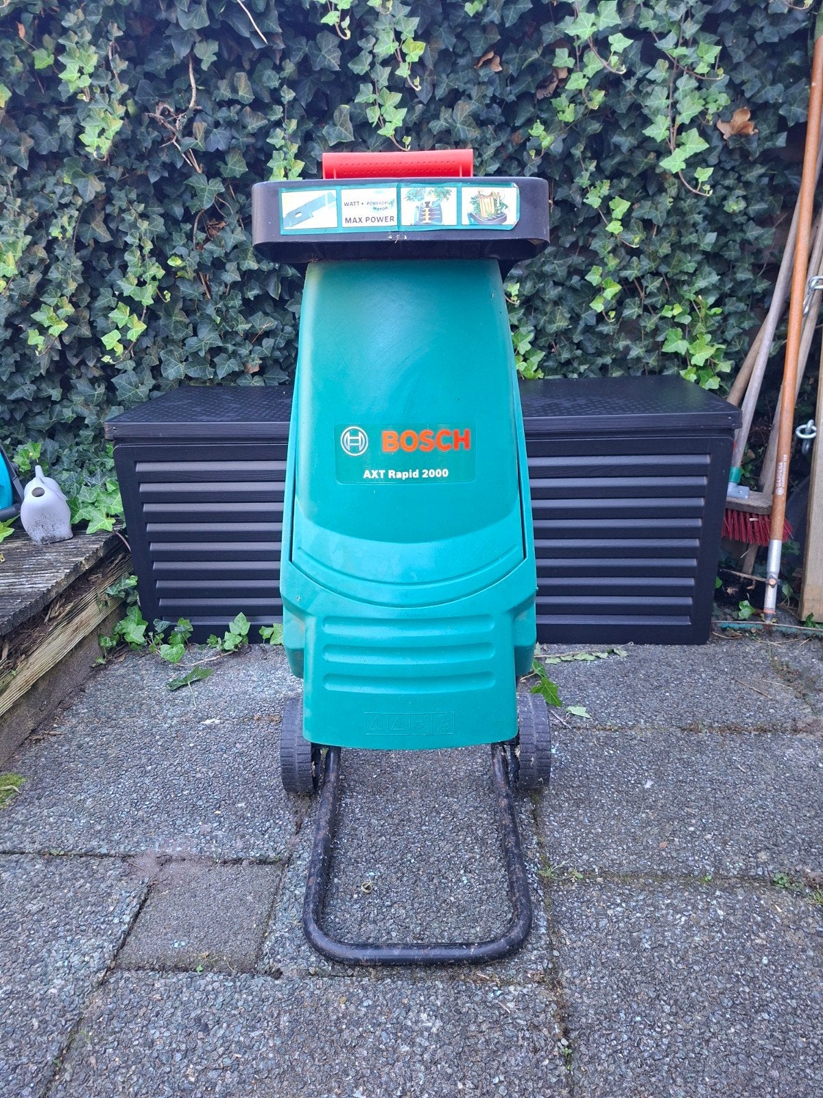 Bosch AXT Rapid 2000 Hakselaar - Krachtig en Efficiënt, Ophalen, Gebruikt, Met opvangzak, Bosch