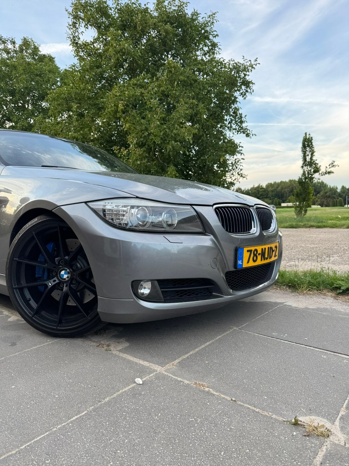 BMW 325I BUSINESS LINE |CARPLAY| BI-XENON|, Auto's, 745 kg, Zwart, 2996 cc, 75 €/maand