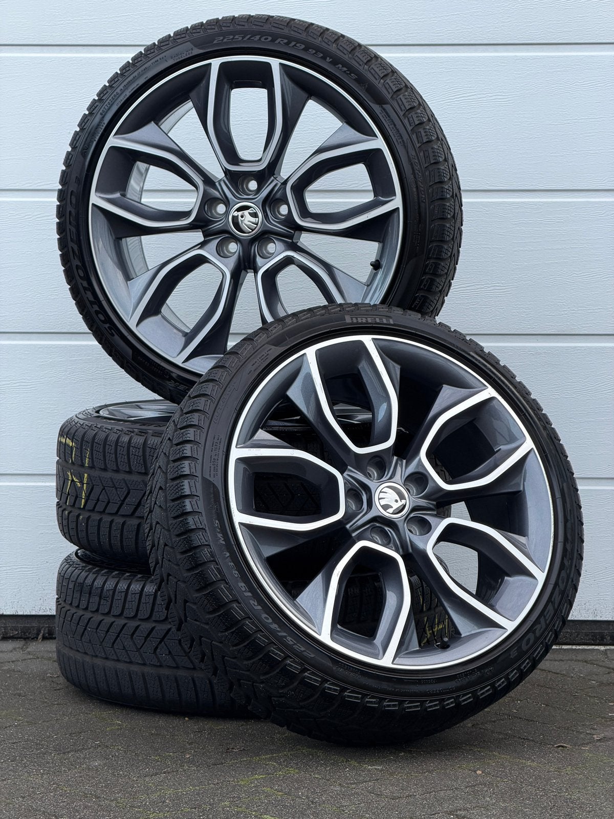Skoda Karoq 19inch Velgen Crater, Auto-onderdelen, 19 inch, Gebruikt, Banden en Velgen, Personenwagen