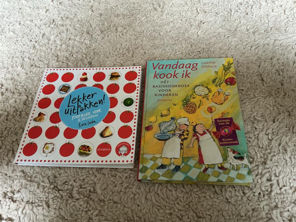 2 Kinderkookboeken: Lekker uitpakken! & Vandaag kook ik, Boeken, Hoofdgerechten, Nieuw, Ophalen of Verzenden, Gezond koken
