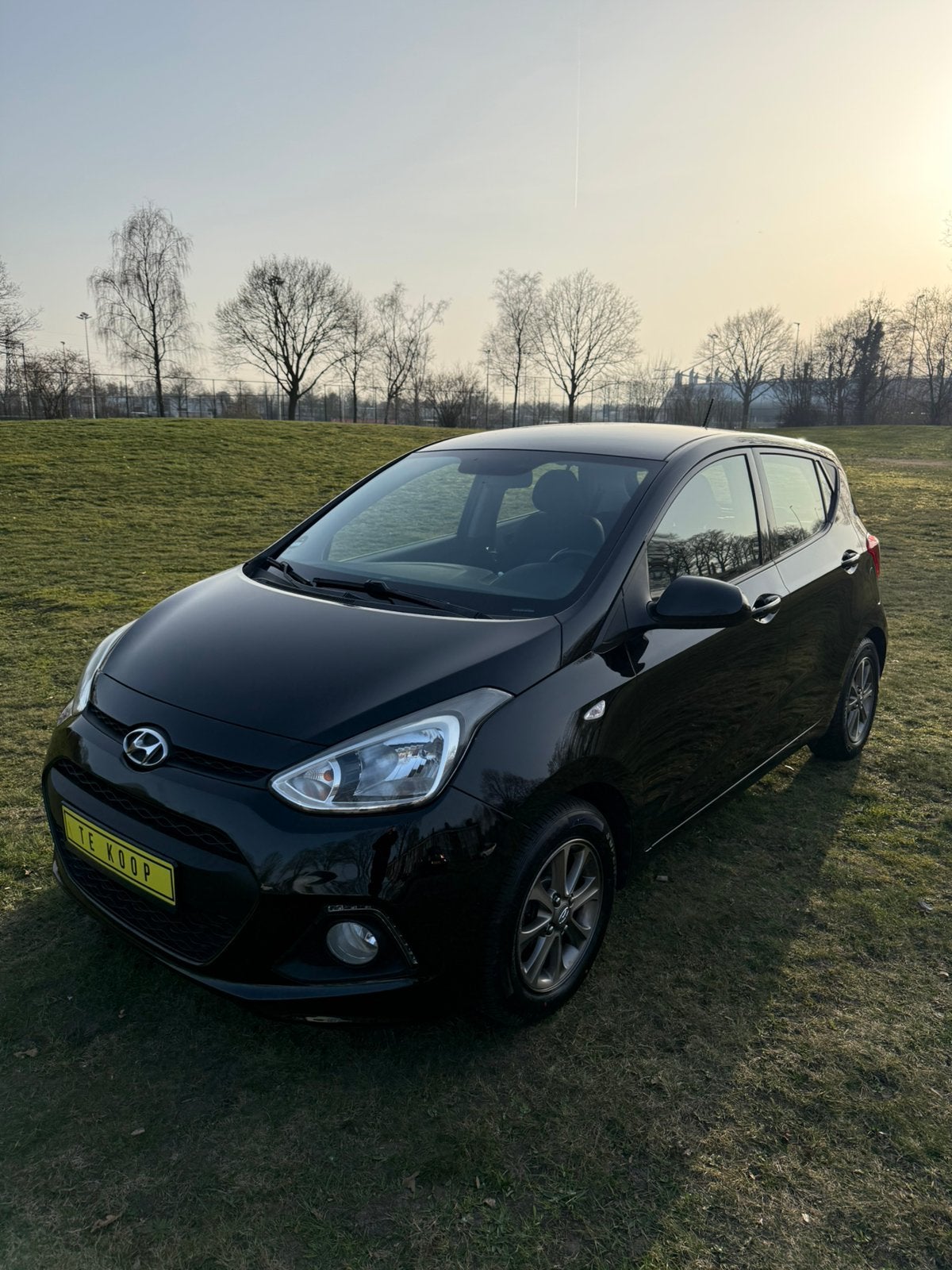 Hyundai i10 1.0 5DR 2014 Zwart, Auto's, Zwart, Handgeschakeld, Particulier, Geïmporteerd