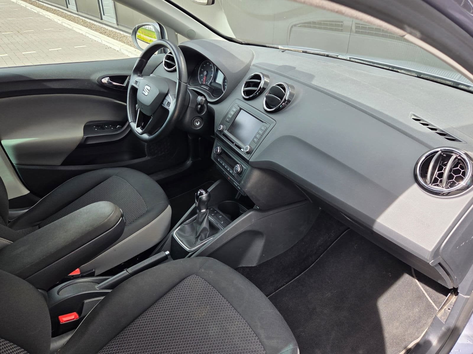 Seat Ibiza ST 1.0 EcoTSI Style Connect Xenon, Voorwielaandrijving, Euro 6, Origineel Nederlands, Handgeschakeld