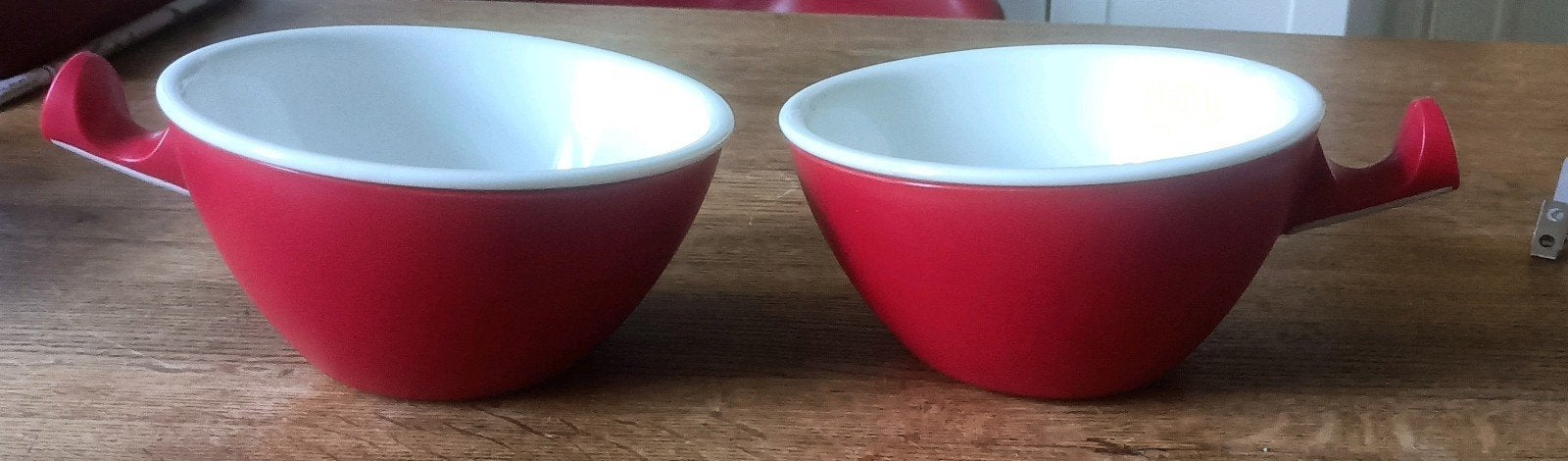 2x Mepal Loomm rood porseleinen kommen prijs voor twee, Ophalen of Verzenden, Porselein, Overige stijlen, Kom(men)