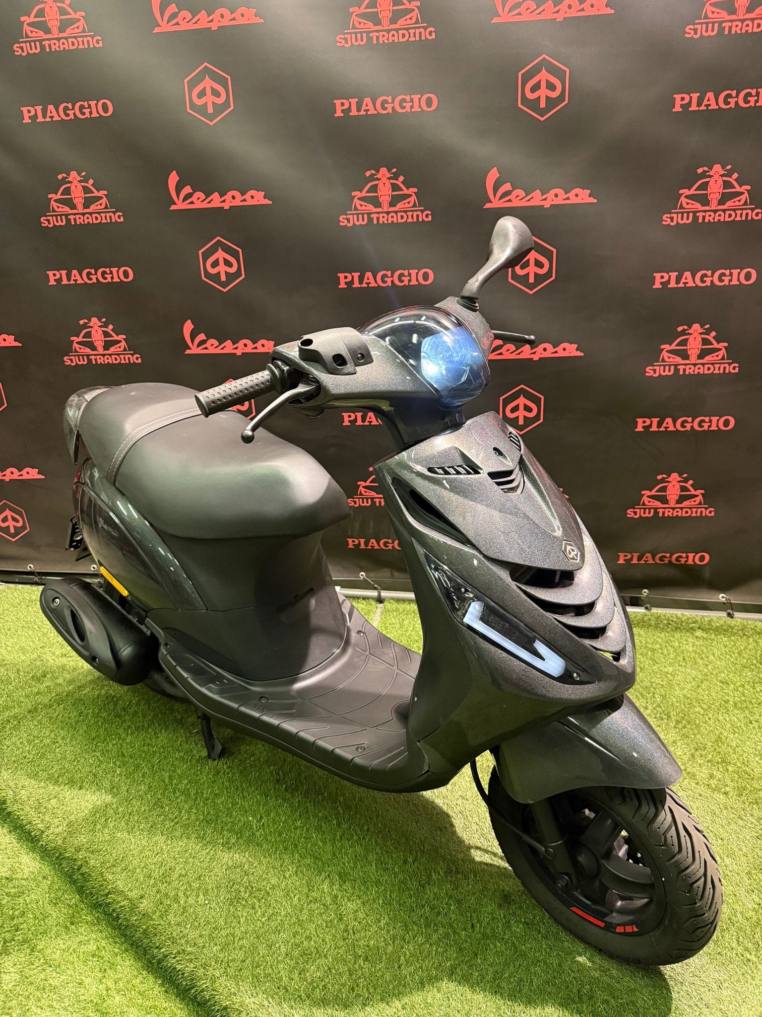 Piaggio Zip 2012 Brom! Full Option / Meeneemprijs!, Fietsen en Brommers, -, Maximaal 45 km/u, -, Zip