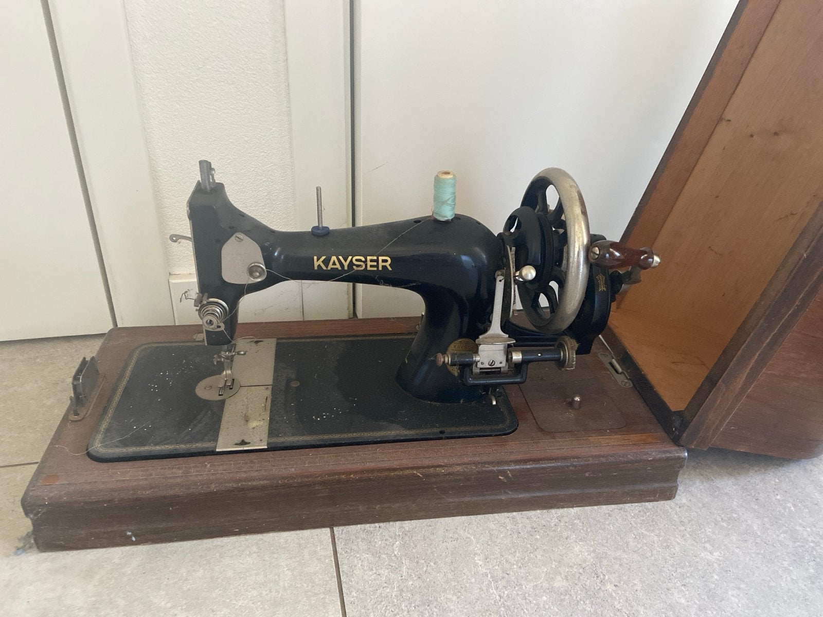 Vintage Kayser Naaimachine met Houten Koffer, Ophalen