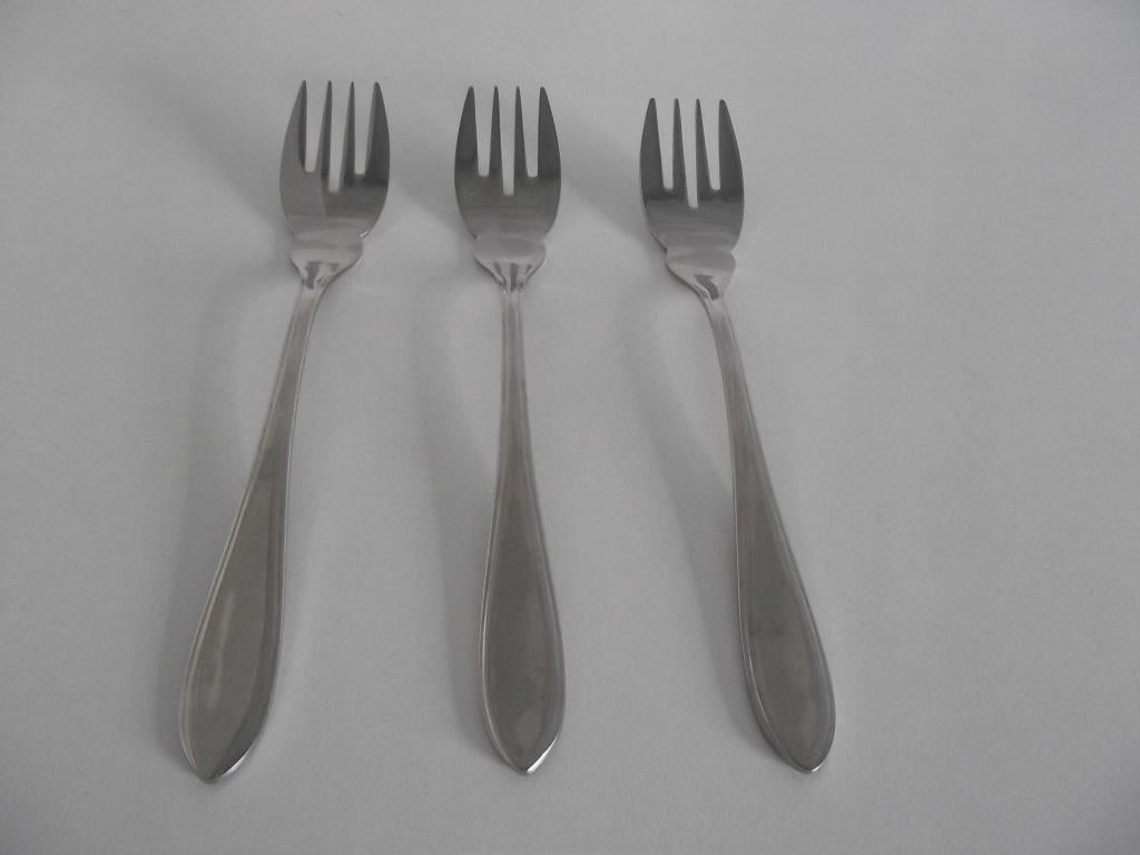 3 stuks RVS 18/8 Gero puntfilet bestek visvork 18cm 1960 p s, Antiek en Kunst, Antiek | Bestek, Ophalen of Verzenden