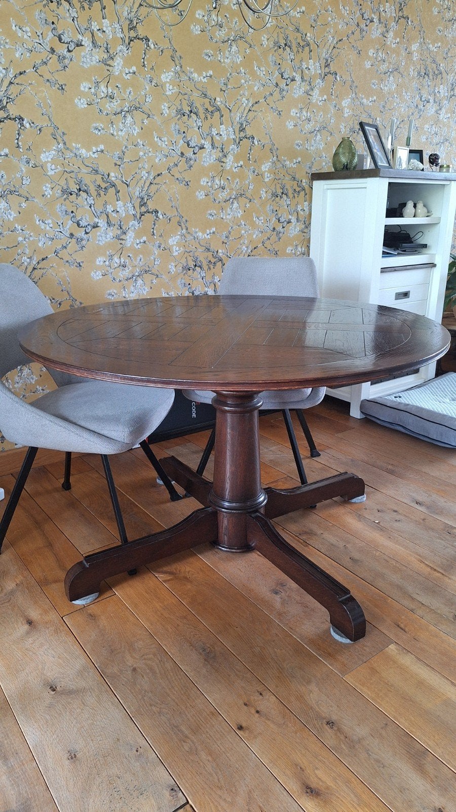 Ronde houten eettafel, 120 cm doorsnede, Ophalen, Rond, Vier personen, 100 tot 150 cm