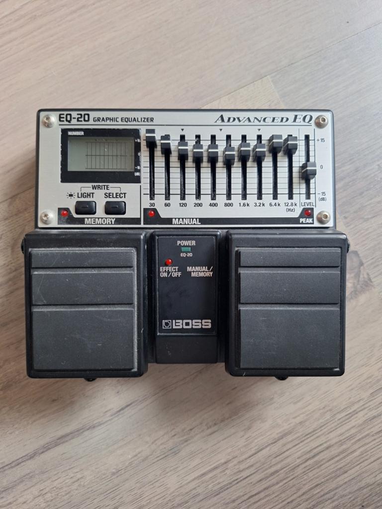 BOSS EQ-20 Graphic Equalizer - Zo goed als nieuw, Muziek en Instrumenten, Effecten, Ophalen of Verzenden, Zo goed als nieuw, Equalizer