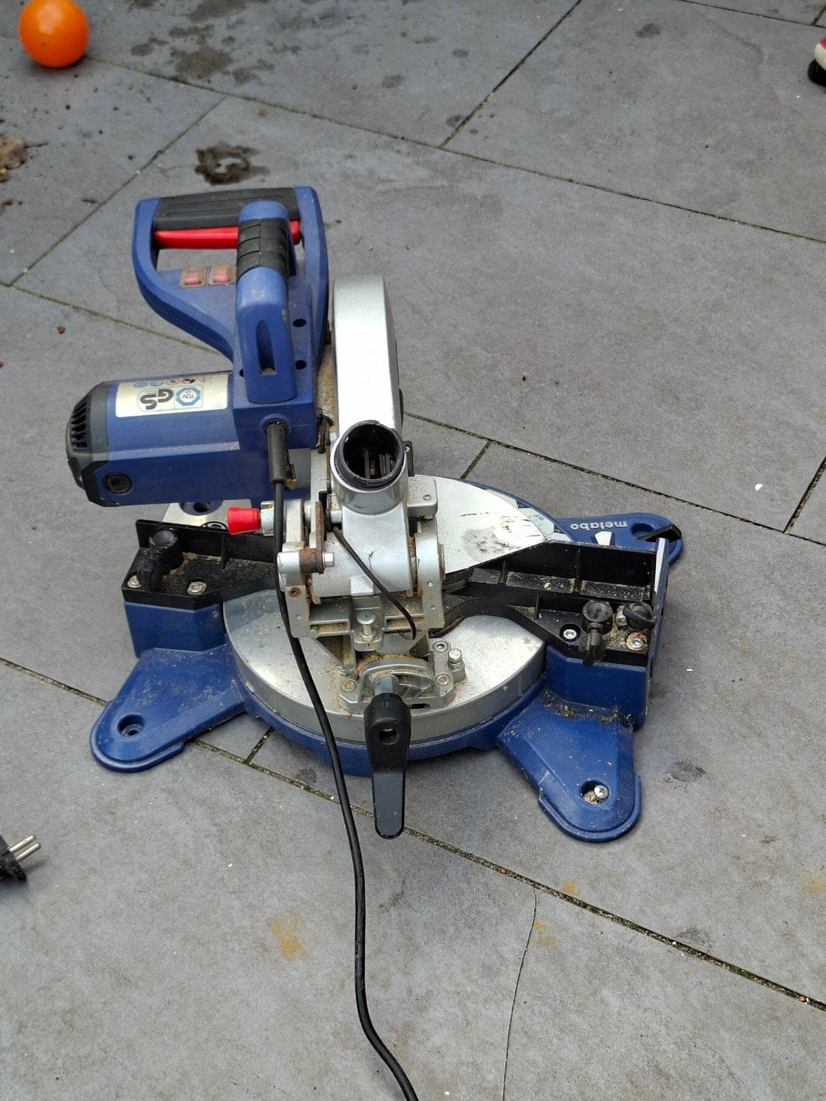 Metabo Afkortzaag - Krachtig en Betrouwbaar, Ophalen, Gebruikt, 70 mm of meer, Afkortzaag