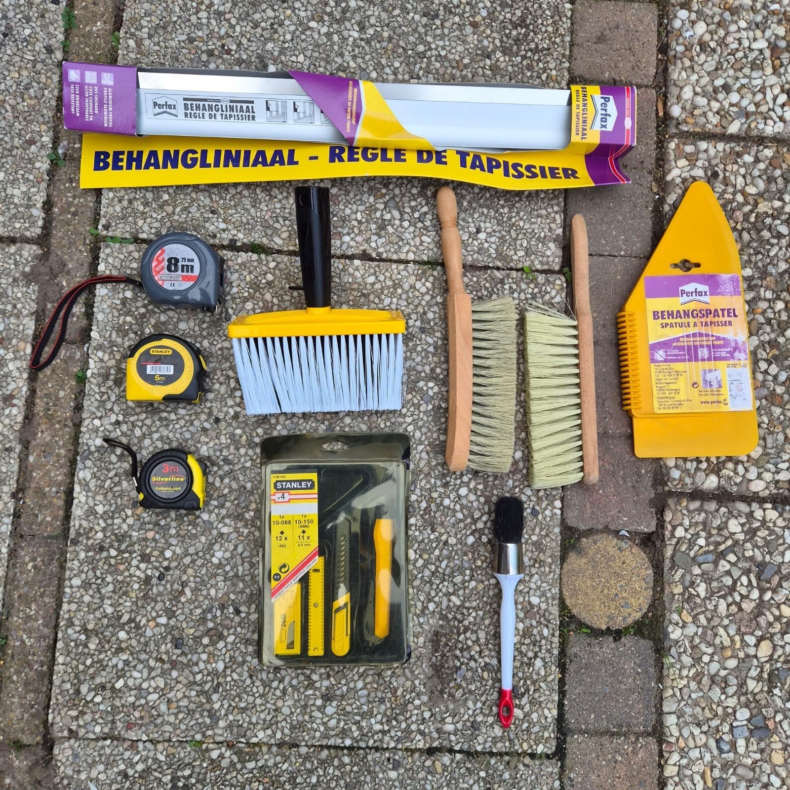 Behanggereedschap set: Kwasten, spatel, liniaal, Stanley mes, Doe-het-zelf en Verbouw, Schildersmaterialen, Ophalen