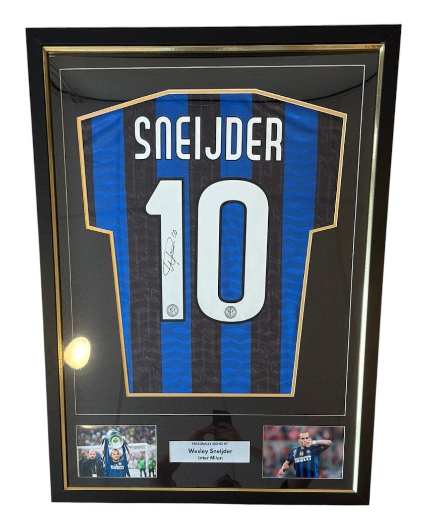 Wesley Sneijder - Inter Milan - Ingelijst & gesigneerd shirt, Verzamelen, Ophalen of Verzenden, Nieuw, Buitenlandse clubs, Shirt