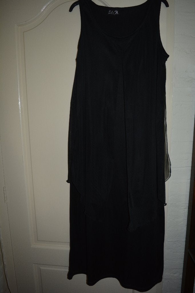 Lola H. Paris, chique lange zwart jurk, mt 40, Kleding | Dames, Jurken, Maat 38/40 (M), Zwart, Ophalen of Verzenden, Onder de knie