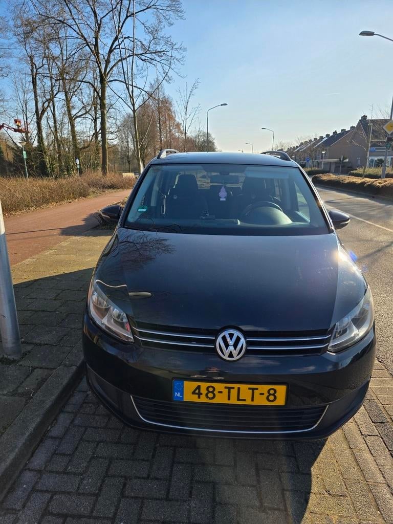 Volkswagen Touran 1.4 TSI 103KW Dsg 7 personen, Auto's, Volkswagen, Stof, USB, 4 cilinders, Zwart