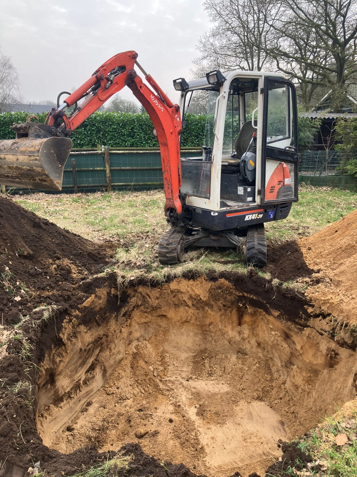 Gezocht. Rijmotor kubota kx41-3v minigraver, Ophalen