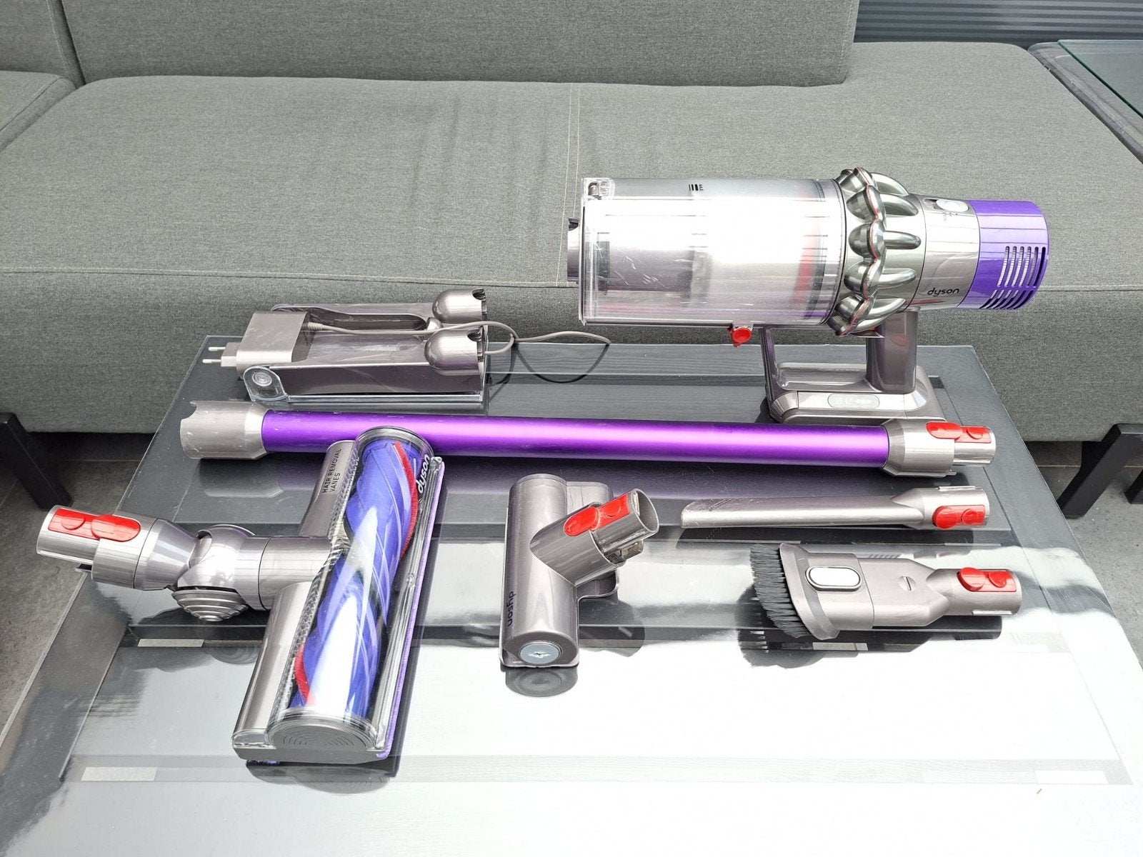 Dyson Cyclone V10 Absolute Steelstofzuiger
In Zeer Goede St, Witgoed en Apparatuur, Stofzuigers, Ophalen of Verzenden, Zo goed als nieuw