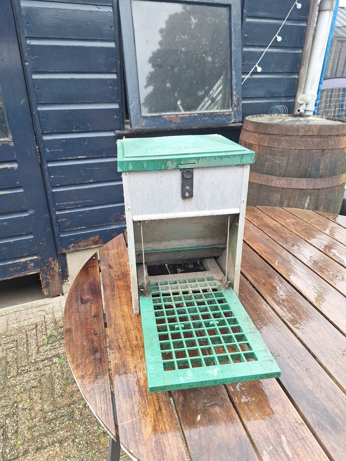 Kippen toebehoren, Ophalen, Drinken en Voederen